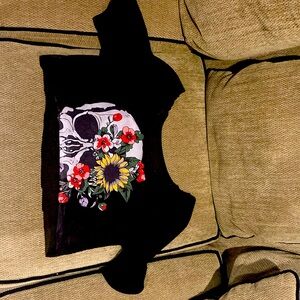 This is a te-shirt to put on top of a bathing and it is great for hot summers